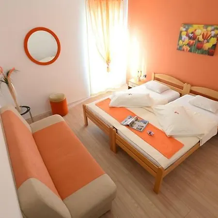 Ana Gostinjska kuća 4*